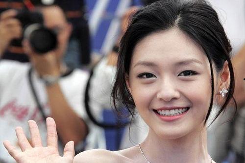 娱乐吃瓜酱大s,娱乐界的“吃瓜酱”,揭秘明星背后的故事